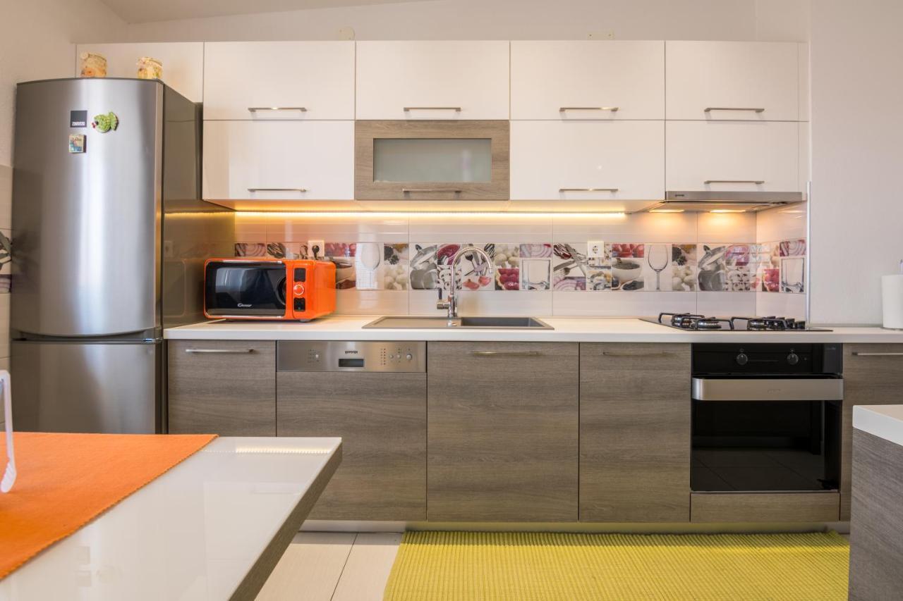 Apartman Petra Makarska Exterior foto